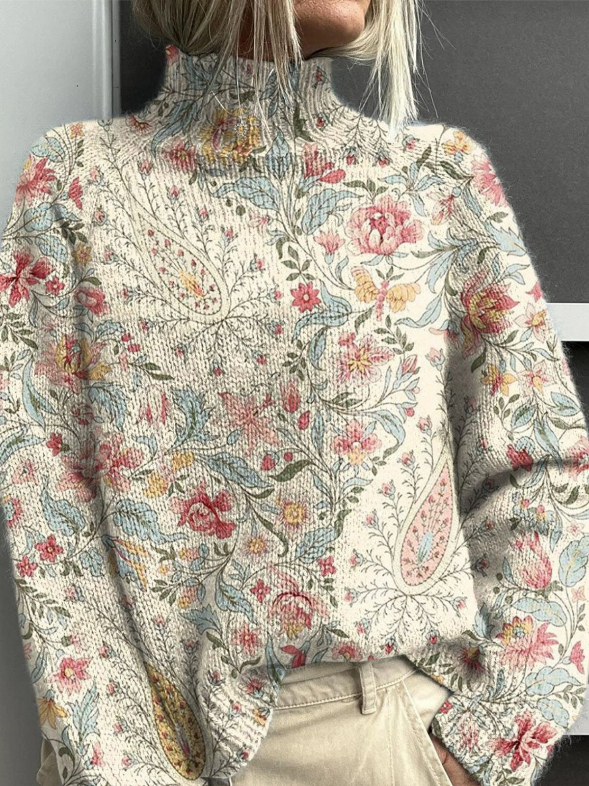 Lise | Vintage paisley flower knit turtleneck