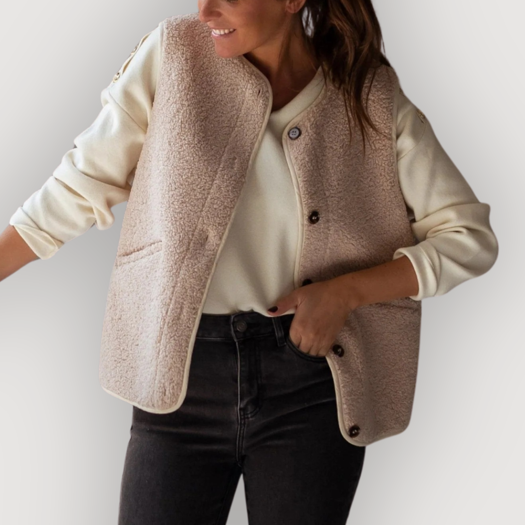 LARA – SHERPA BUTTON VEST